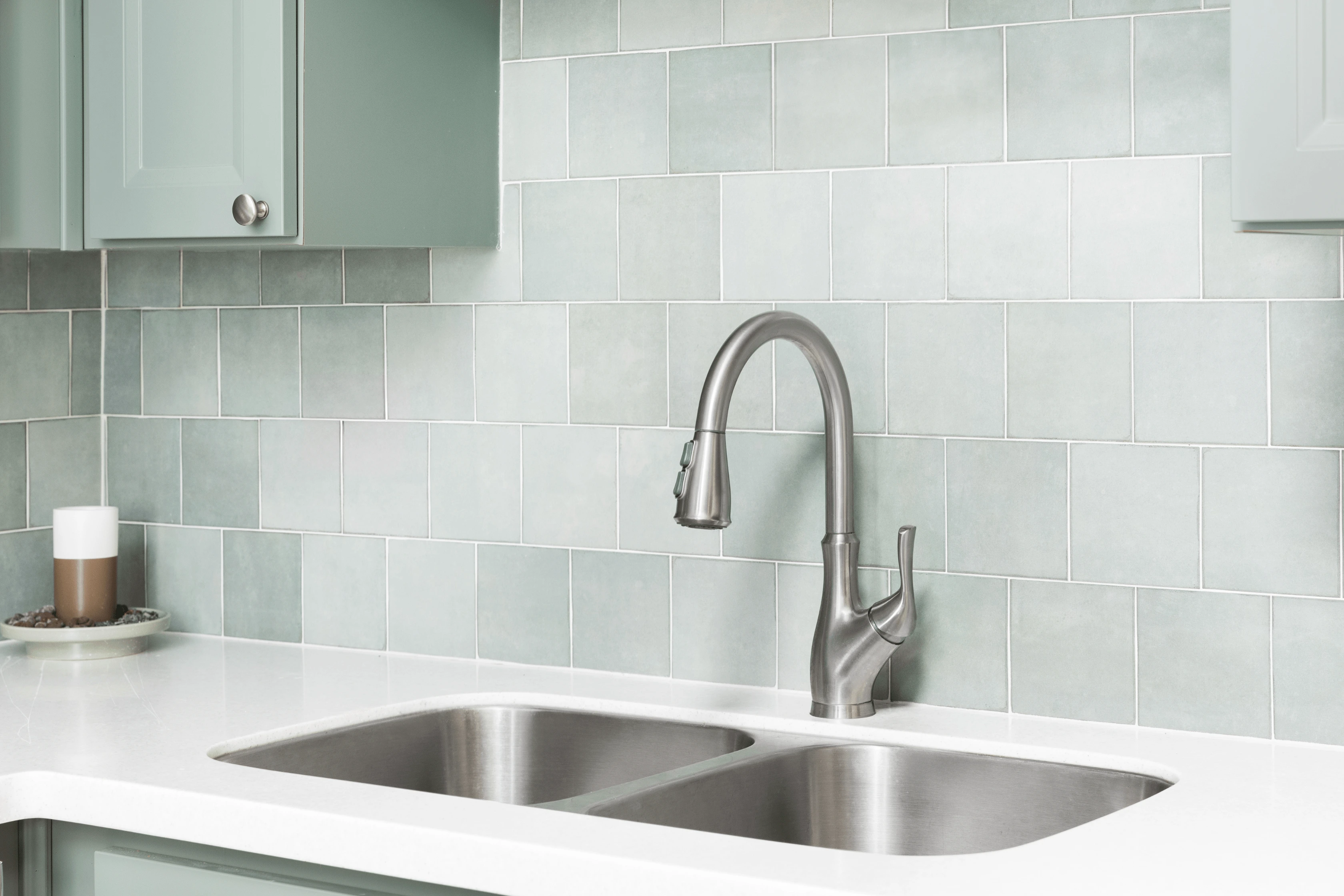 Chrome Kitchen Rinser Tap In Modern Home Space Chrome Kitchen Rinser Tap In Modern Home Space